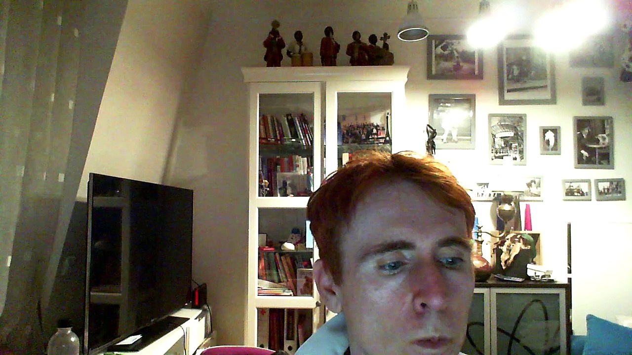 Wiwi égratigne "that very night" d'Hollie Cook