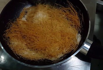 দুধ সেমাই তৈরীর সহজ পদ্ধতি