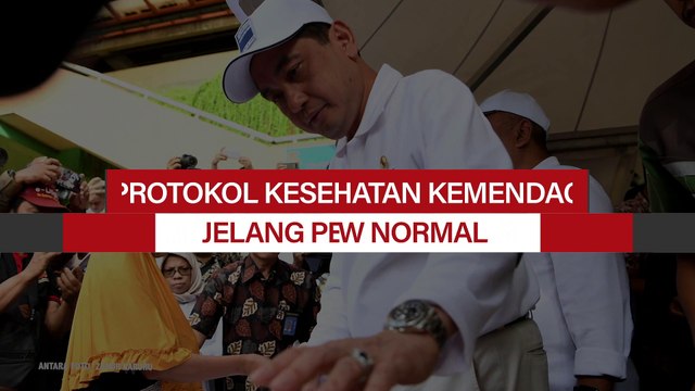 Kementerian Perdagangan akan membuka kembali aktivitas perdagangan seperti pasar rakyat, toko swalayan, pusat perbelanjaan serta tempat hiburan mulai bulan Juni 2020 secara bertahap di masa normal baru.