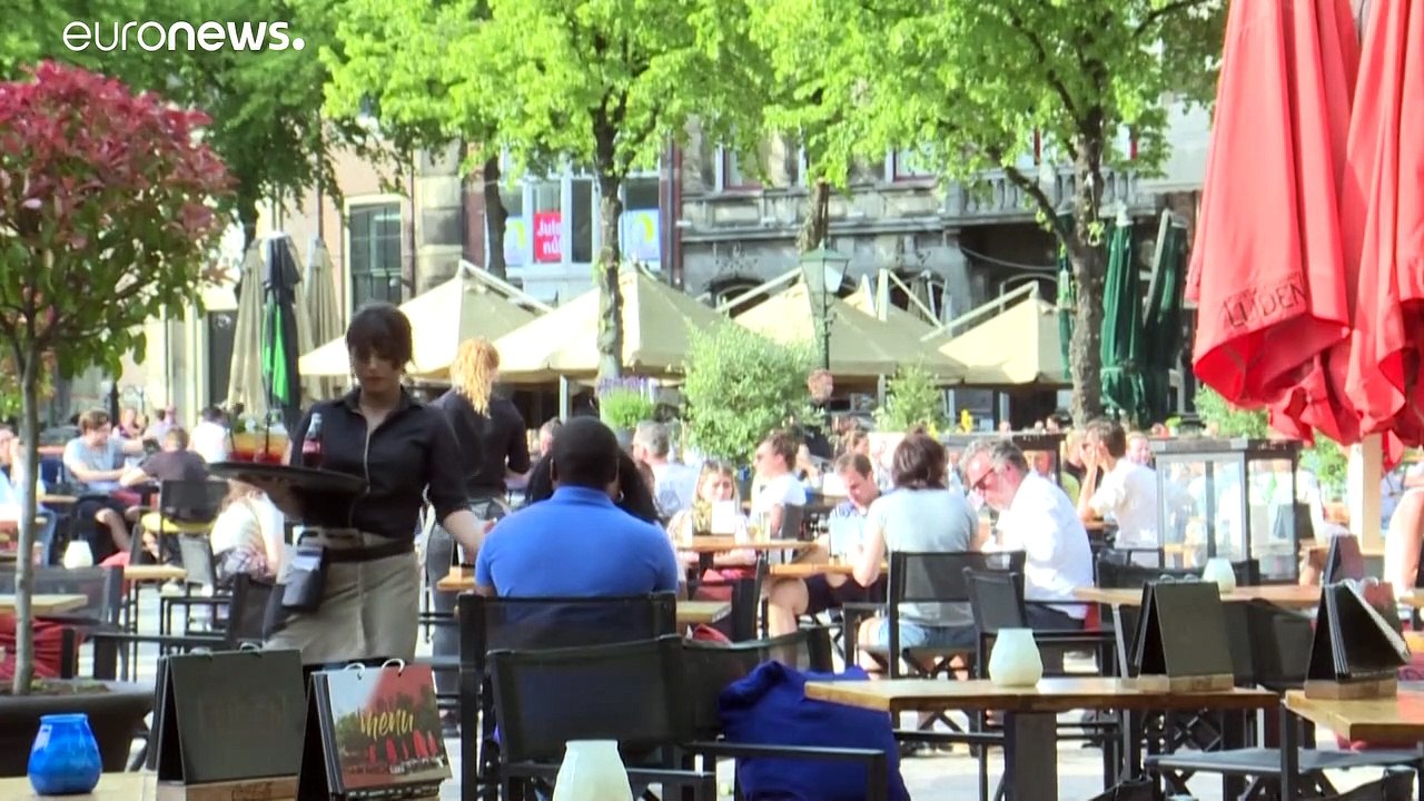 Frankreich: Cafés sind wieder geöffnet