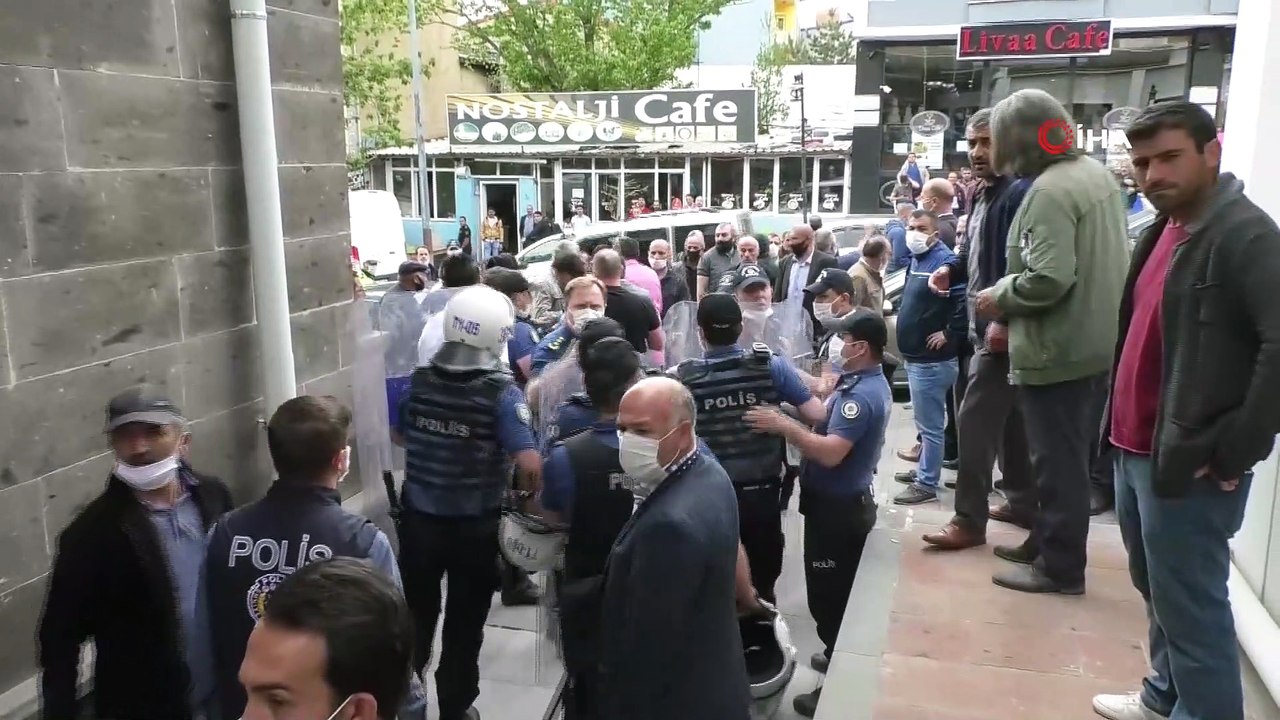 Kars’ta ihale gerginliği!