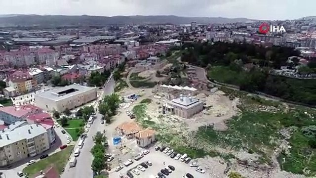 4 bin yıllık toprak kalede arkeolojik kazı
