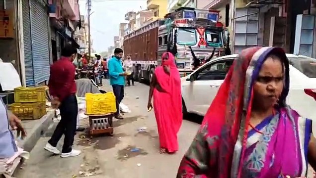 जेष्ठ के मंगलवार को जिला उद्योग व्यापार मंडल द्वारा किया गया प्रसाद वितरण