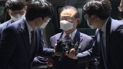 강제추행 혐의 오거돈 전 부산시장 구속영장 기각 / YTN