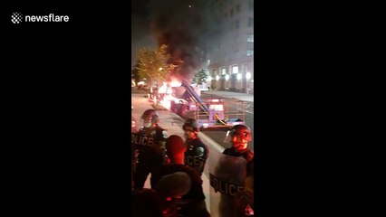 Scaffolding set on fire in Washington, D.C. amid George Floyd protesting