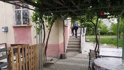 Karaman'da bir kişi, babası ile kardeşini bıçakladı