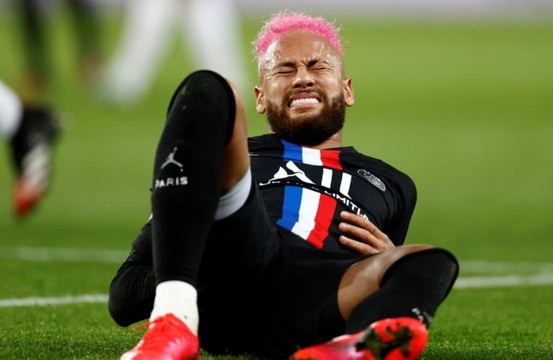 Neymar curte postagem que critica Felipe Neto por cobrar 'posicionamento' do jogador