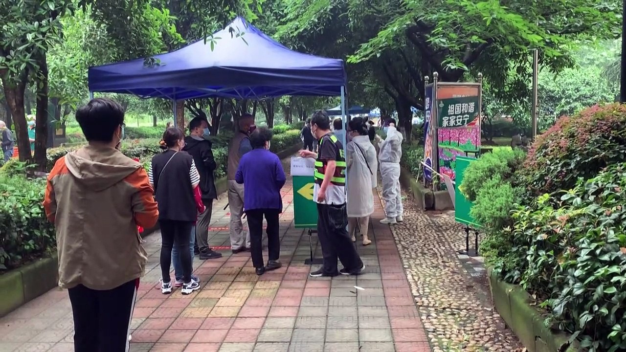 China realiza casi 10 millones de pruebas de detección de coronavirus en Wuhan, solo 300 dan positivo