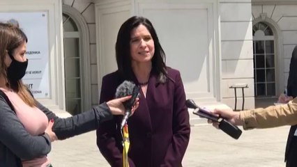 Fluturim në nder të anëtarësimit në NATO, Bërns: Anëtarësimi nuk guxon të minohet nga pandemia