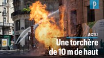 Paris : spectaculaire incendie devant la Poste du Louvre après une fuite de gaz