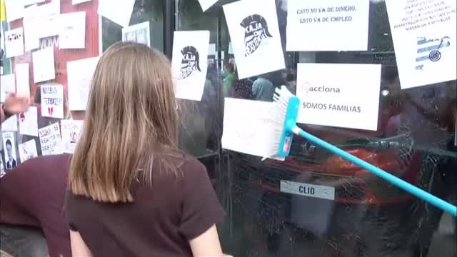 Hijos de trabajadores de Nissan se unen a la lucha para evitar el cierre de las fábricas en Barcelona