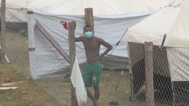 Cifra de migrantes irregulares enfermos de COVID-19 en Panamá baja a 15