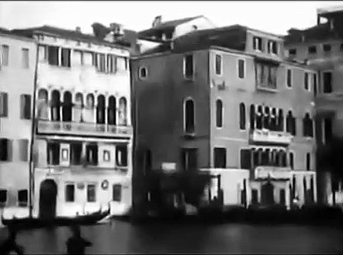 Panorama du Grand Canal pris d’un bateau (Panorama de las fachadas de los palacios.) [1896]