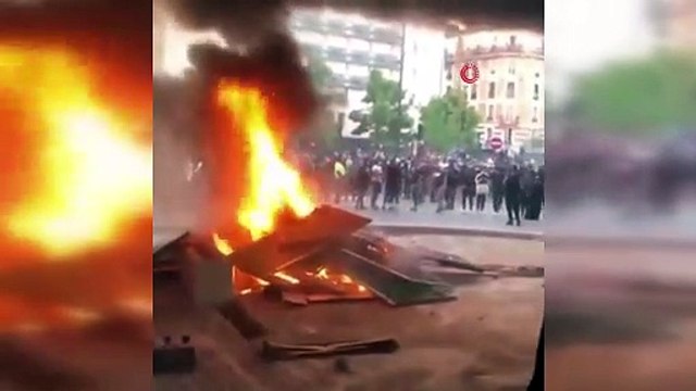 Irkçılık karşıtı gösteriler Fransaya sıçradı