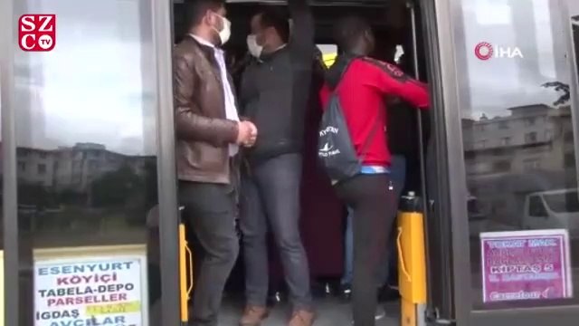14 kişilik minibüste 30 kişi sosyal mesafesiz yolculuk