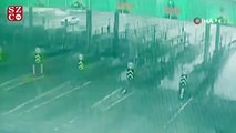 İstanbul’da inatçı sürücülerin gişede sıkıştığı kaza kamerada