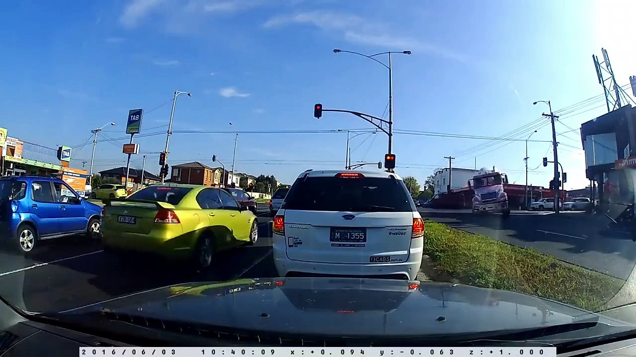 Car crash #32