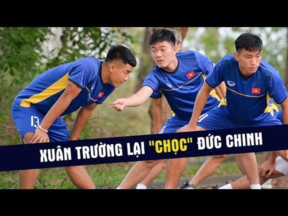 Minh Vương tình tứ với Văn Lợi, Xuân Trường dùng que...chọc Hà Đức Chinh | HAGL Media