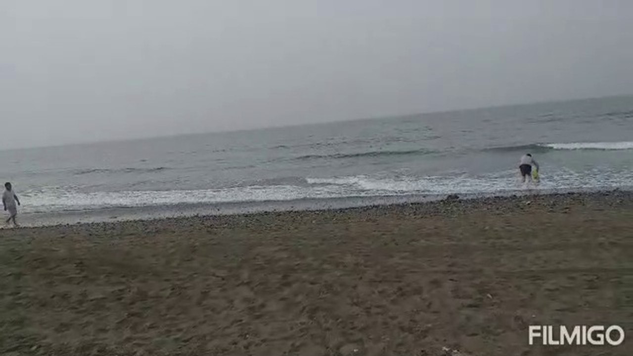 Waves Muscat