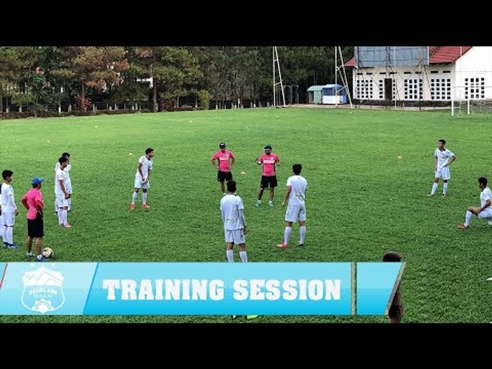 Việt Hưng, Ngọc Quang trở lại tập luyện cùng đội và tân HLV Lee Tae Hoon| HAGL Media