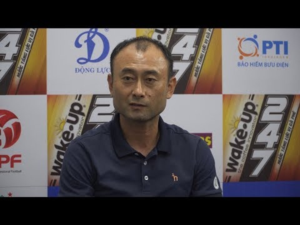 HLV Lee Tae Hoon với quyết tâm đưa khán giả tới sân Pleiku ngày một đông hơn | HAGL Media