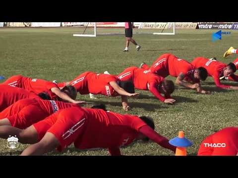 Buổi tập ''đầy bạo lực'' của Hoàng Anh Gia Lai trên sân chính trước trận đấu với Sông Lam Nghệ An