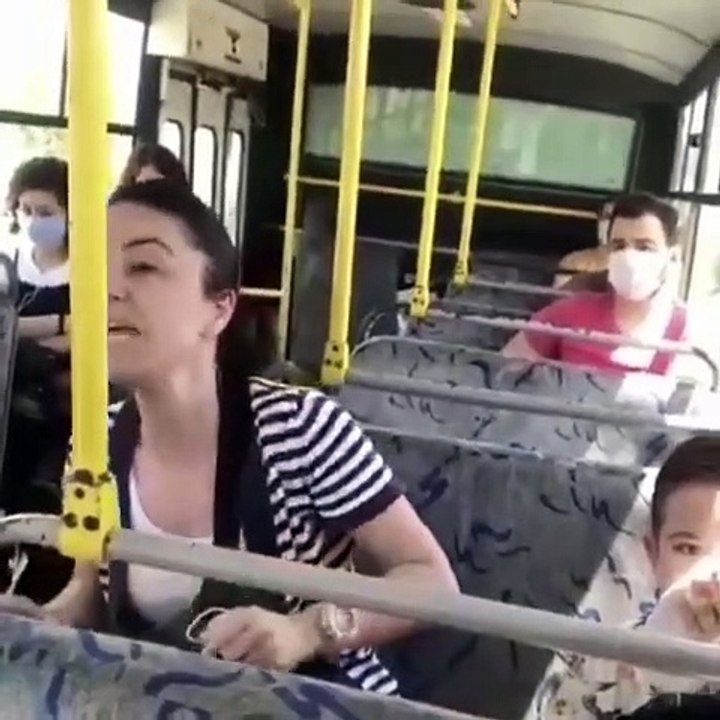 Otobüste maske takma yasağına uymayan kadın uyarılınca küfretti