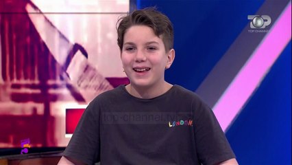 Bieta Sulos i bie veza e Pashkëve, reagimi epik i moderatores