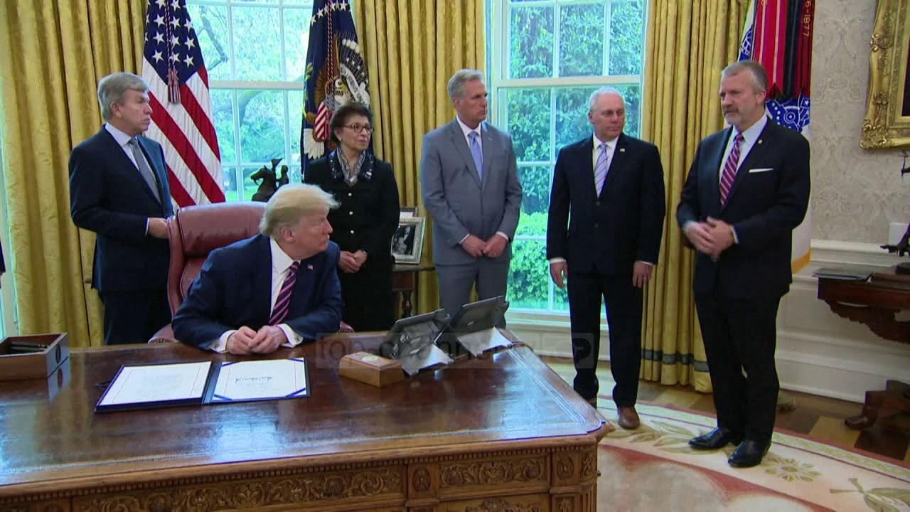 Top News - Trump shtyn datën e Samitit G7 për të ftuar edhe shtete të tjera