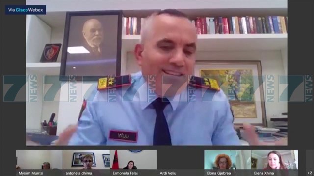 VELIU SQARON DHUNIMIN E 15 VJEÇARIT, PUBLIKON VIDEON E NENES SE TIJ - News, Lajme - Kanali 7