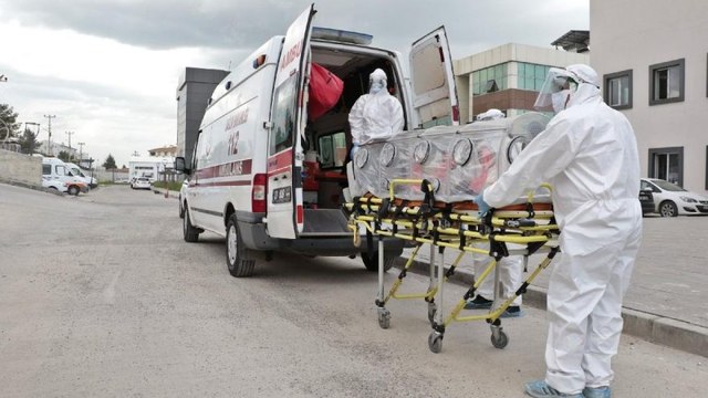 Bazı illerde corona virüsü vaka sayısı arttı: İkinci dalga uyarısı!