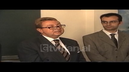 Dhuratat tek Aleanca Franceze (12 Maj 2000)