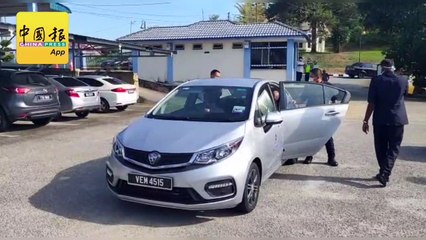 面子书帖文辱骂酋长  校工被提控 8000令吉保外