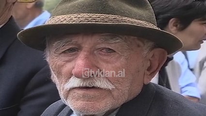 Busti i Osman Kazazit - (11 Maj 2000)