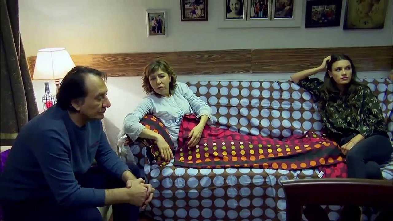 Akıllı Olun! Tamam mı! Arka Sokaklar 554.Bölüm Ekranda