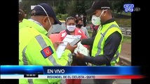 Inician operativos de circulación vehicular en primer día de semáforo amarillo en Quito.