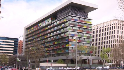 Los nacimientos en España descienden casi un 30% en una década