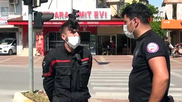 Polisin dur ihtarına uymayarak kaçıp kaza yaptı, ceza yazılmaması için uzun süre dil döktü
