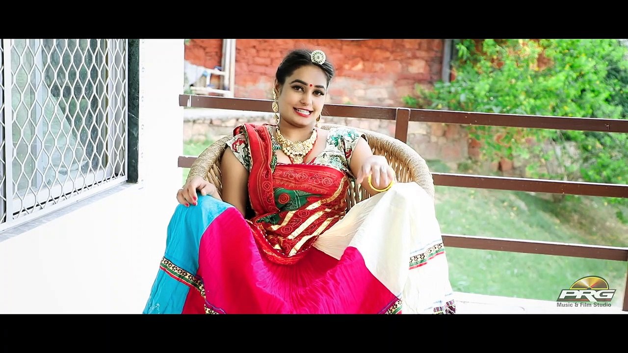 घरवाली_बाहरवाली_और_व्हाट्सअप_वाली_||_Twinkle_Vaishnav_Comedy_Show_||_New_Comedy_PRG_MUSIC_2019(720p)