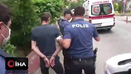 Kadıköy'de dehşet! Eşini boğarak öldürüp başında bekledi!