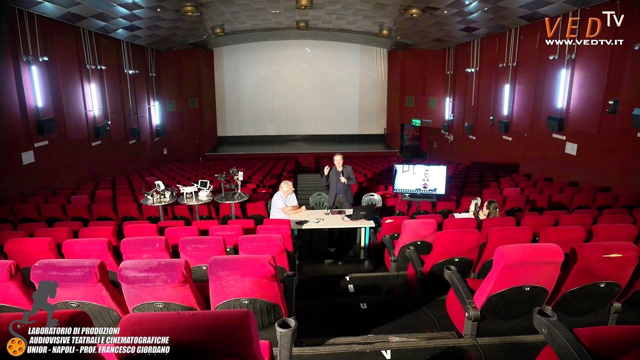 INCONTRO-LEZIONE SEMINARIO E-LEARNING CON SILVESTRO MARINO, GIANNI SCIROCCO IN DIRETTA DAL CINEMA DUEL VILLAGE CASERTA E CON MAURIZIO GIORDANO IN VIDEOCONFERENZA -  - Laboratorio di Produzioni Audiovisive Teatrali e Cinematografiche - Unior 2020.
