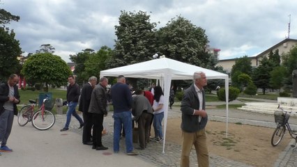 Në Gjakovë VV nis peticionin për zgjedhje të reja - Lajme