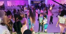 Faycel Sghir [Mariage À Tunisie]  - فيصل الصغير يغني و يرقص مع التونسيات
