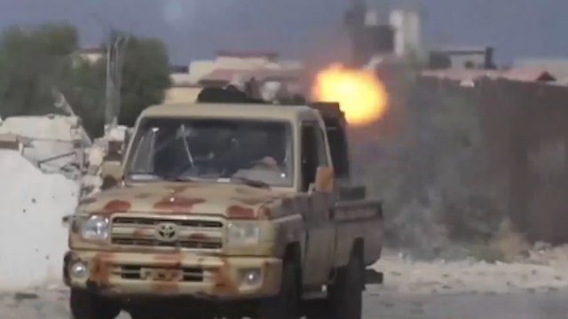 نحو المفاوضات.. بوادر حراك دبلوماسي دولي لحل الأزمة الليبية