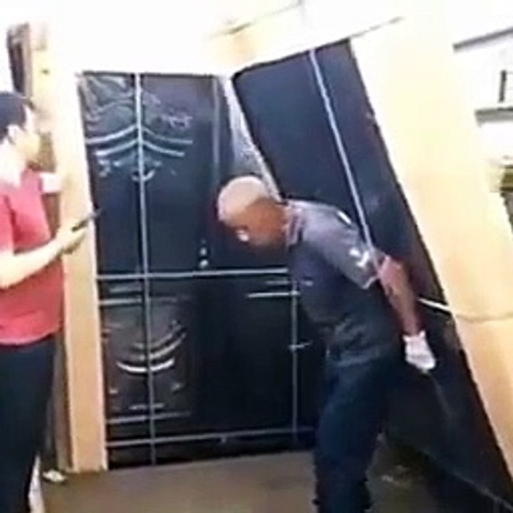 ابي  هو سندي في الحياة بعد الله سبحانه وتعالى