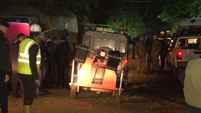 Top News - Tragjedia në minierë/ Nxirren pas shumë orësh trupat e pajetë në Artanë