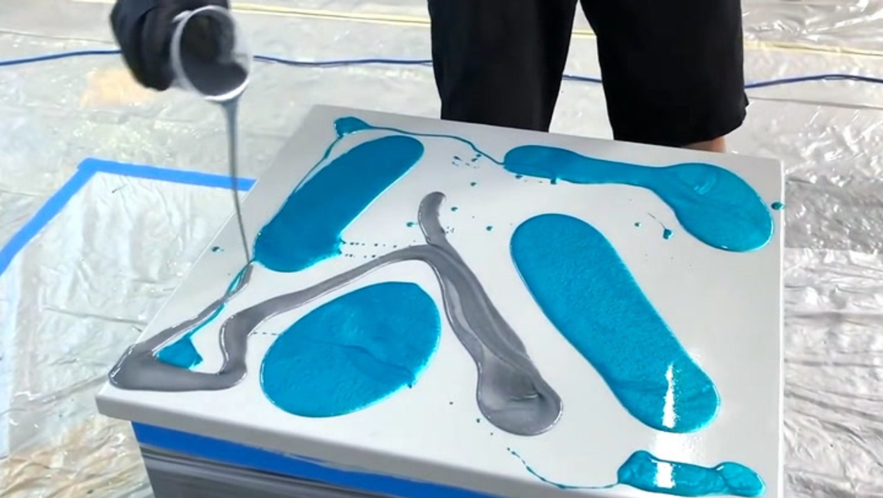 Transform your end tables with a DIY epoxy kit