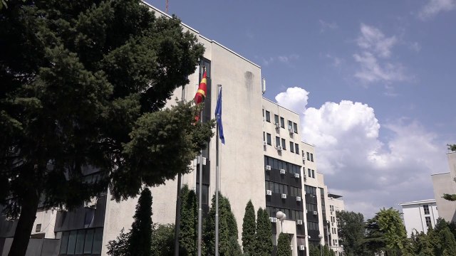 Ryshfet për të kaluar kufirin pa test negativ për koronavirus?!