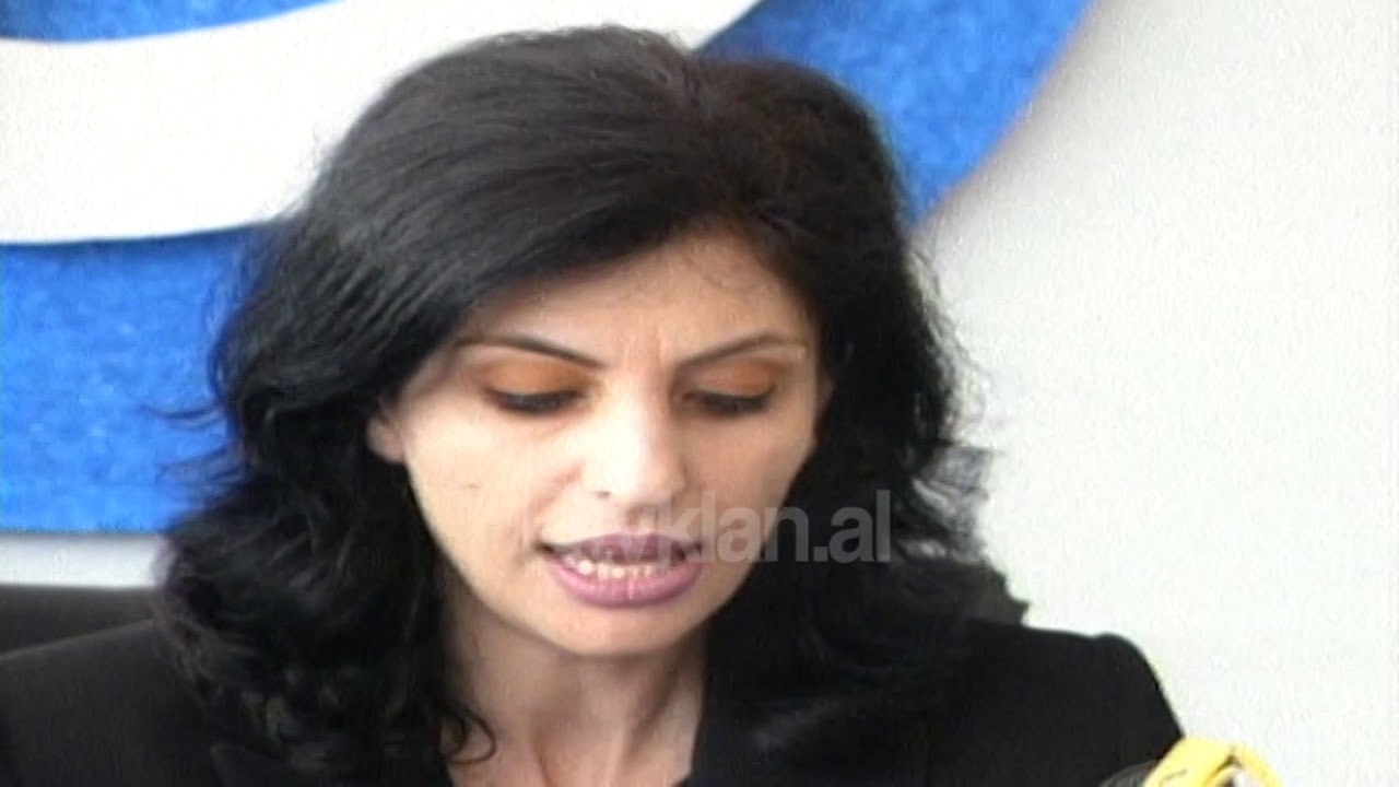 Jozefina Topalli konferencë për vjedhjen e thesarit - (17 Maj 2000)