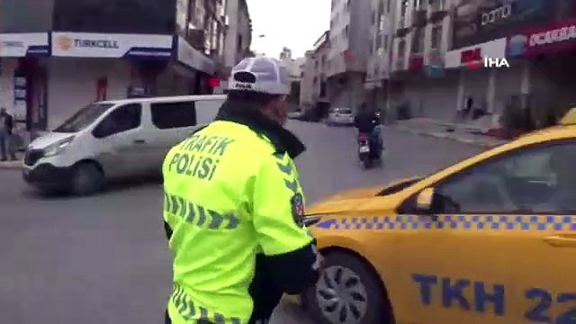 14 kişilik minibüste 30 kişi sosyal mesafesiz yolculuk